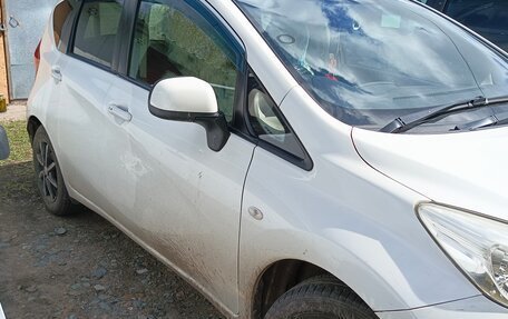 Nissan Note II рестайлинг, 2013 год, 850 000 рублей, 2 фотография