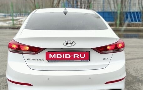Hyundai Elantra VI рестайлинг, 2018 год, 1 750 000 рублей, 6 фотография