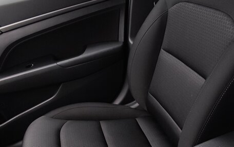 Hyundai Elantra VI рестайлинг, 2018 год, 1 750 000 рублей, 32 фотография