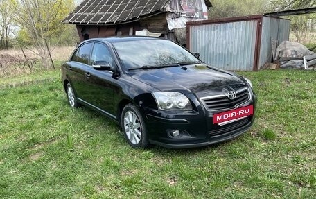 Toyota Avensis III рестайлинг, 2007 год, 1 090 000 рублей, 2 фотография