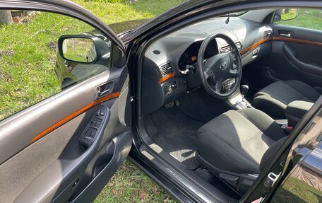 Toyota Avensis III рестайлинг, 2007 год, 1 090 000 рублей, 18 фотография