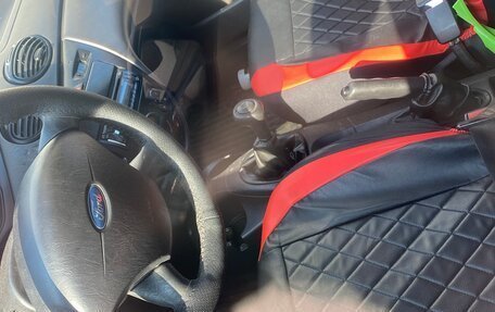 Ford Focus IV, 2004 год, 170 000 рублей, 8 фотография