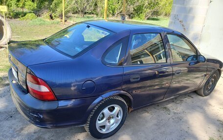 Opel Vectra B рестайлинг, 1998 год, 115 000 рублей, 5 фотография