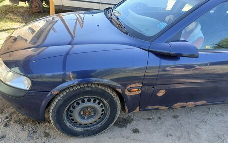 Opel Vectra B рестайлинг, 1998 год, 115 000 рублей, 6 фотография