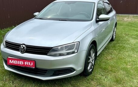 Volkswagen Jetta VI, 2014 год, 1 150 000 рублей, 2 фотография
