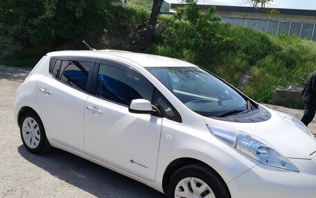 Nissan Leaf I, 2014 год, 800 000 рублей, 4 фотография