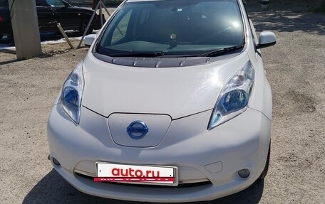 Nissan Leaf I, 2014 год, 800 000 рублей, 2 фотография