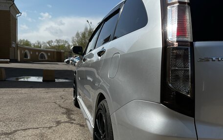Honda Stream II, 2011 год, 1 320 000 рублей, 11 фотография