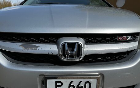 Honda Stream II, 2011 год, 1 320 000 рублей, 14 фотография