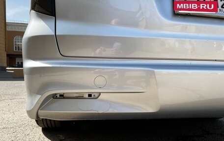 Honda Stream II, 2011 год, 1 320 000 рублей, 16 фотография