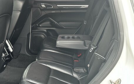 Porsche Cayenne III, 2012 год, 2 530 000 рублей, 14 фотография