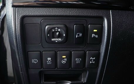 Toyota Land Cruiser 200, 2013 год, 3 450 000 рублей, 21 фотография