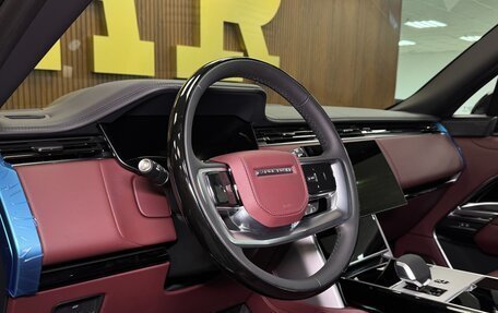 Land Rover Range Rover IV рестайлинг, 2025 год, 24 800 000 рублей, 10 фотография