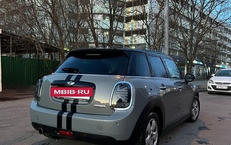 MINI Hatch, 2018 год, 850 000 рублей, 6 фотография