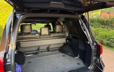 Toyota Land Cruiser 200, 2020 год, 9 000 000 рублей, 12 фотография