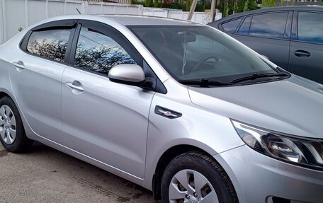 KIA Rio III рестайлинг, 2012 год, 760 000 рублей, 2 фотография