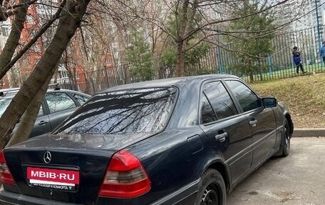 Mercedes-Benz C-Класс, 1997 год, 200 000 рублей, 3 фотография