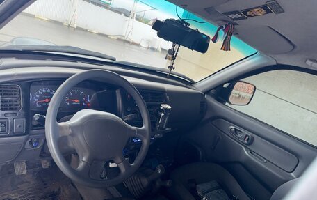 Mitsubishi L200 III рестайлинг, 2004 год, 580 000 рублей, 14 фотография