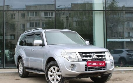 Mitsubishi Pajero IV, 2013 год, 2 690 000 рублей, 3 фотография