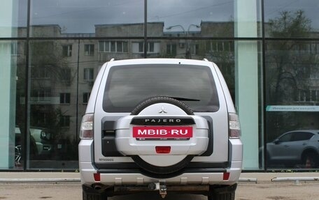 Mitsubishi Pajero IV, 2013 год, 2 690 000 рублей, 6 фотография