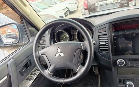 Mitsubishi Pajero IV, 2013 год, 2 690 000 рублей, 14 фотография