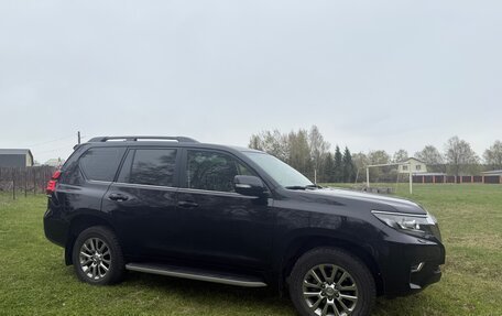 Toyota Land Cruiser Prado 150 рестайлинг 2, 2019 год, 4 800 000 рублей, 4 фотография
