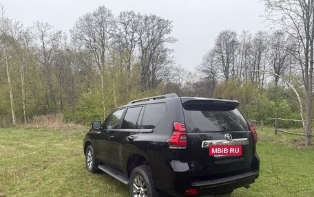 Toyota Land Cruiser Prado 150 рестайлинг 2, 2019 год, 4 800 000 рублей, 7 фотография