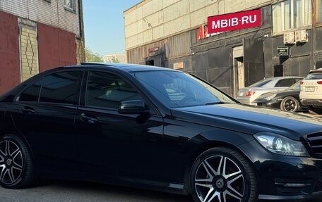 Mercedes-Benz C-Класс, 2013 год, 1 900 000 рублей, 4 фотография