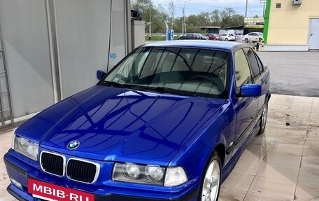 BMW 3 серия, 1998 год, 390 000 рублей, 9 фотография