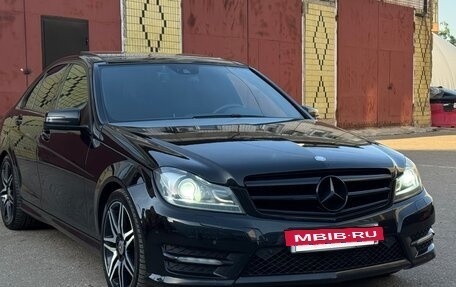 Mercedes-Benz C-Класс, 2013 год, 1 900 000 рублей, 3 фотография