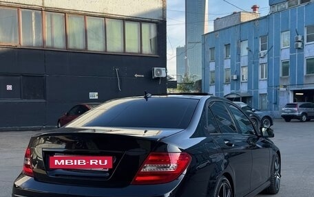 Mercedes-Benz C-Класс, 2013 год, 1 900 000 рублей, 11 фотография