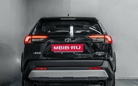 Toyota RAV4, 2025 год, 4 880 000 рублей, 7 фотография