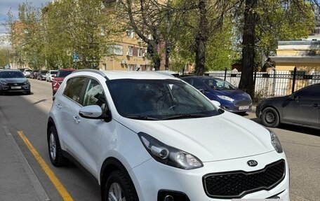 KIA Sportage IV рестайлинг, 2017 год, 1 920 000 рублей, 4 фотография