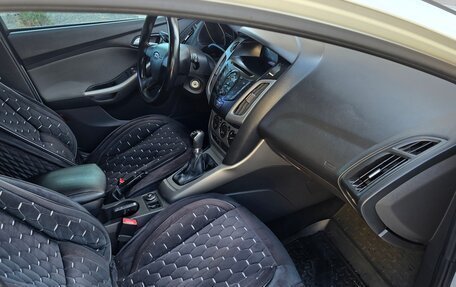 Ford Focus III, 2011 год, 690 000 рублей, 2 фотография