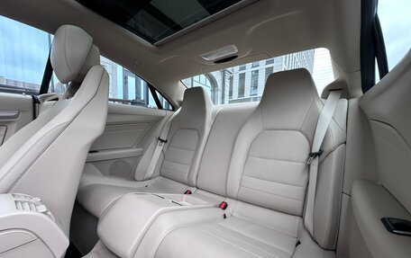 Mercedes-Benz E-Класс, 2013 год, 2 270 000 рублей, 15 фотография