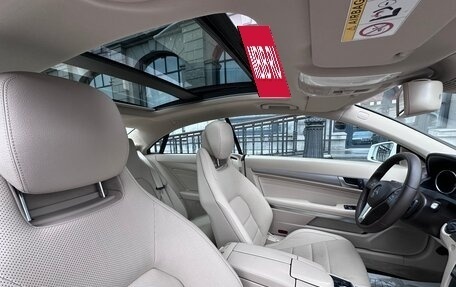 Mercedes-Benz E-Класс, 2013 год, 2 270 000 рублей, 19 фотография