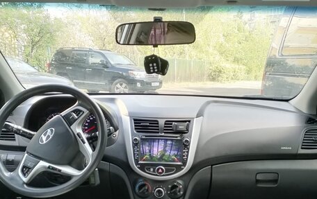Hyundai Solaris II рестайлинг, 2013 год, 830 000 рублей, 7 фотография