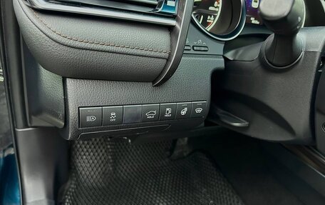Toyota Camry, 2019 год, 2 850 000 рублей, 12 фотография