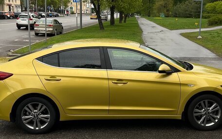 Hyundai Elantra VI рестайлинг, 2016 год, 1 700 000 рублей, 2 фотография