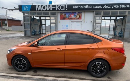 Hyundai Solaris II рестайлинг, 2014 год, 1 000 050 рублей, 4 фотография
