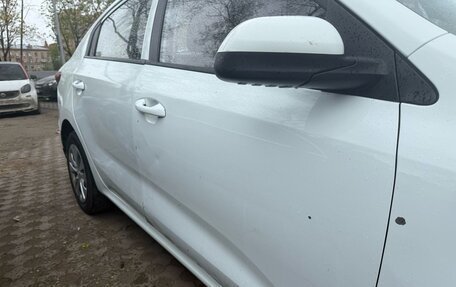 KIA Rio IV, 2017 год, 775 000 рублей, 3 фотография