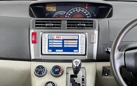 Toyota Passo Sette, 2008 год, 759 000 рублей, 14 фотография