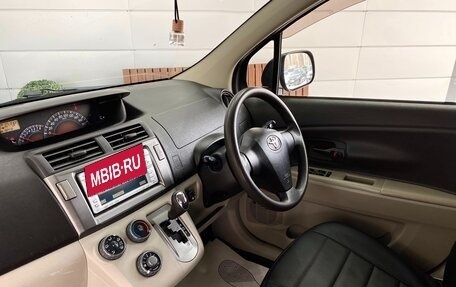 Toyota Passo Sette, 2008 год, 759 000 рублей, 11 фотография