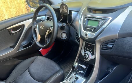 Hyundai Elantra V, 2012 год, 1 100 000 рублей, 6 фотография
