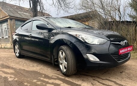 Hyundai Elantra V, 2012 год, 1 100 000 рублей, 2 фотография
