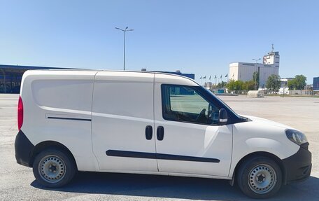 Fiat Doblo II рестайлинг, 2018 год, 1 299 000 рублей, 5 фотография
