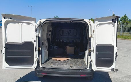Fiat Doblo II рестайлинг, 2018 год, 1 299 000 рублей, 9 фотография