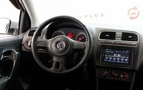 Volkswagen Polo VI (EU Market), 2011 год, 689 000 рублей, 9 фотография