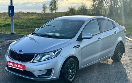 KIA Rio III рестайлинг, 2012 год, 740 000 рублей, 3 фотография
