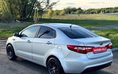 KIA Rio III рестайлинг, 2012 год, 740 000 рублей, 6 фотография